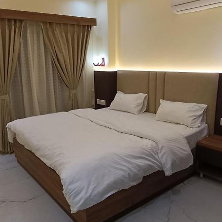 The Banaras Hotel فاراناسي المظهر الخارجي الصورة