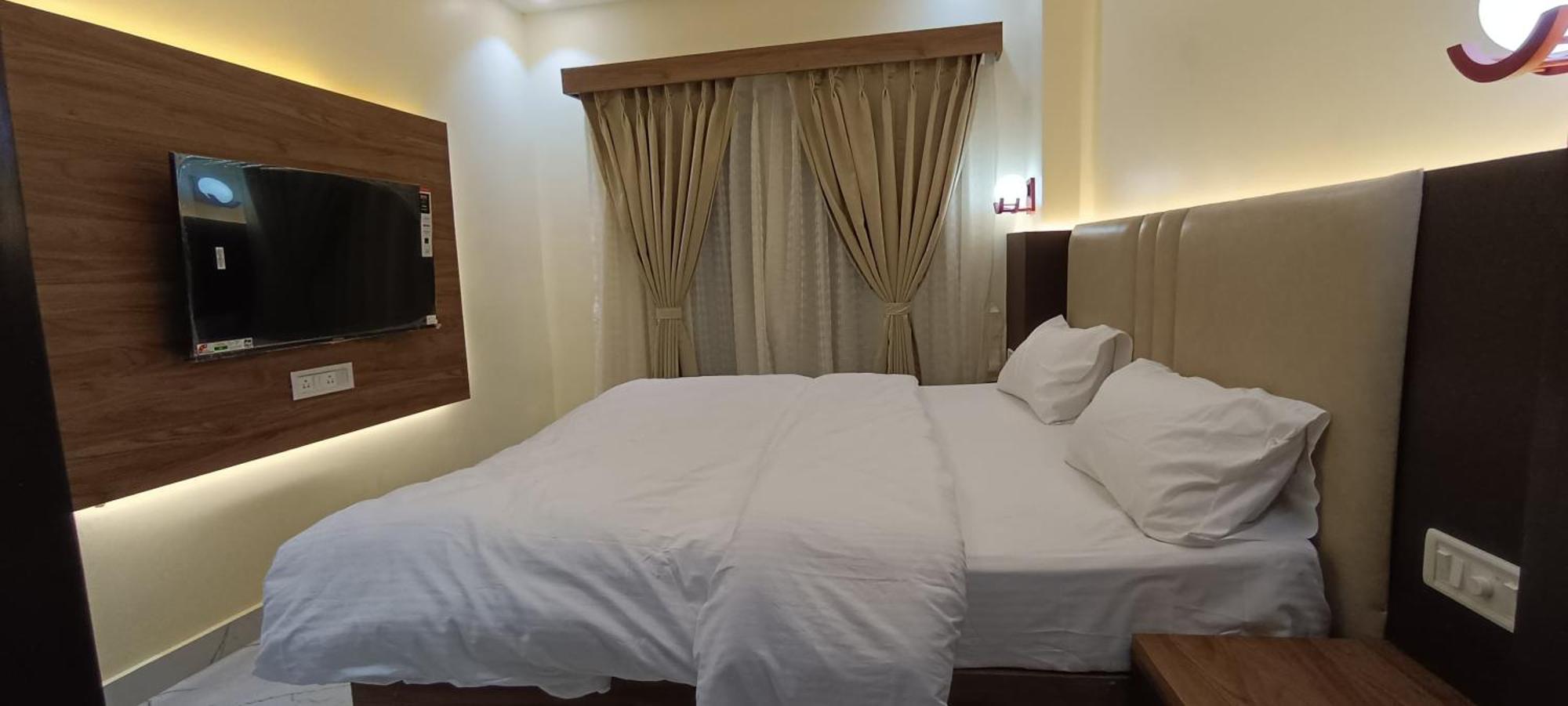 The Banaras Hotel فاراناسي المظهر الخارجي الصورة